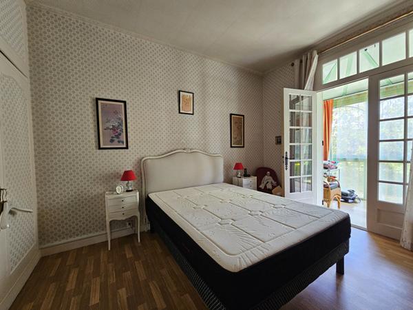 Maison à vendre La Couronne 3 chambres centre ville 170 m2