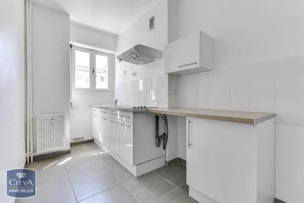Appartement à louer 3 pièces 65.84m²
