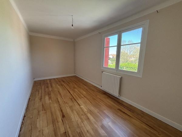 Maison à vendre |  Ausson |  9 pièces | 217 m²