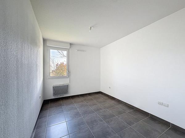 T3 64 m² + terrasse + 2 parkings Proximité centre Castanet