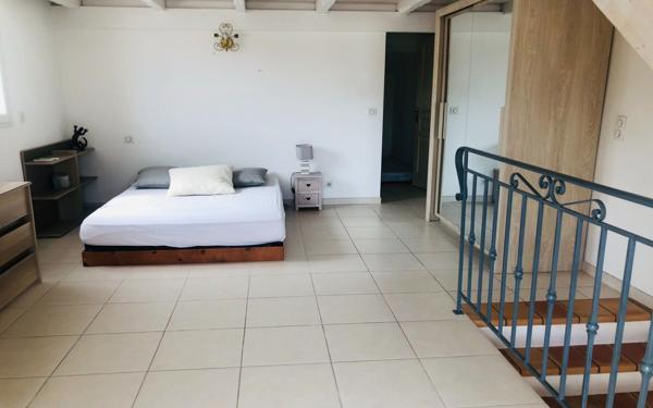 Immeuble à vendre    9 pièces •  Antibes