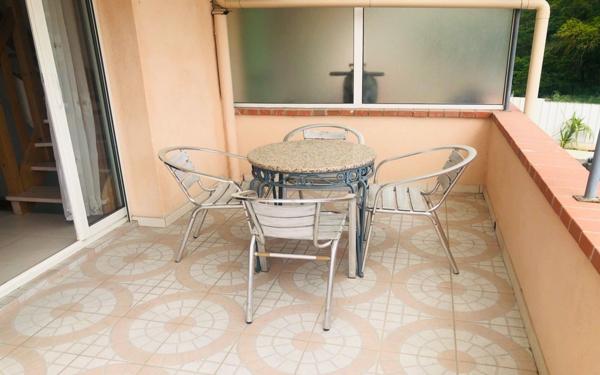 Immeuble à vendre    9 pièces •  Antibes