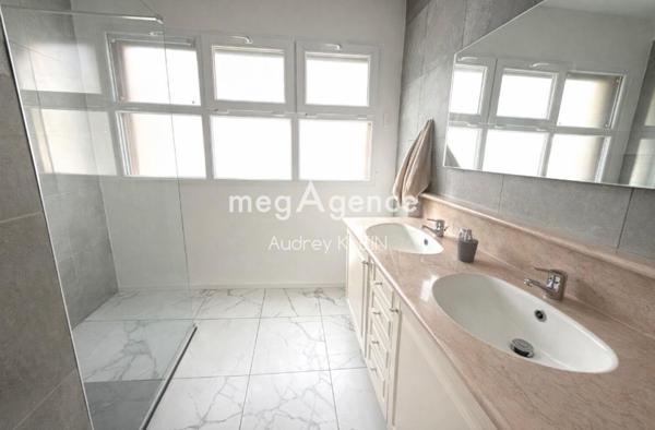 Maison à SENS, 89100 - 6 pièces 129m²