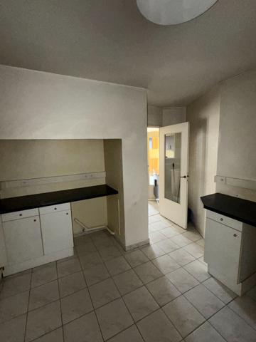 A louer Bureaux 73,28 m2 PMR LIMOGES proche gare des Charentes - Une place de stationnement privative
