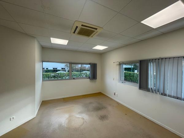 A LOUER IMMEUBLE DE BUREAUX 1296 M2 - COMPIEGNE ZAC DE MERCIÈRES