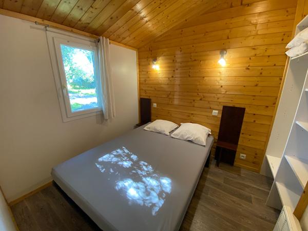 SAINT DENIS - Chalet - 2 chambres - 32,69 m² - proche plage - Libre