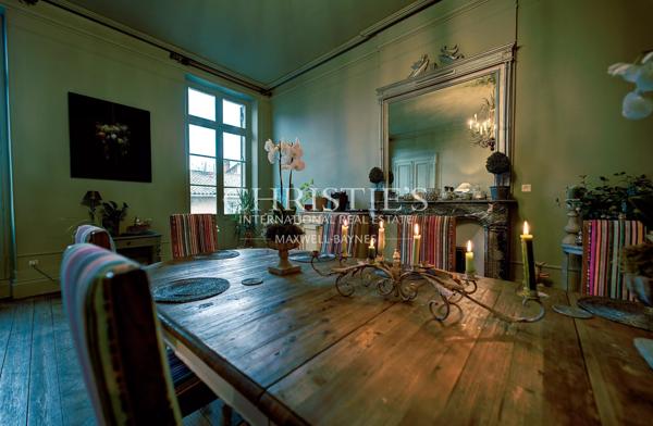 Vivre et recevoir au bord de la Dordogne – Hôtel particulier à Sainte-Foy-la-Grande