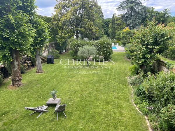 Vivre et recevoir au bord de la Dordogne – Hôtel particulier à Sainte-Foy-la-Grande