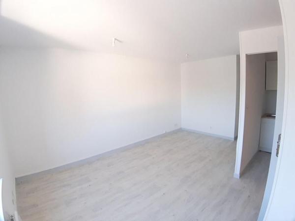 Location Appartement 28.38 m² - Saint-dié-des-vosges 88100