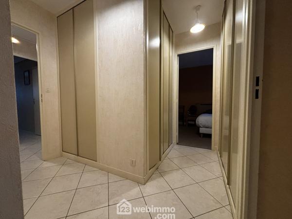 Appartement 70.7 m² à Châtellerault 86100