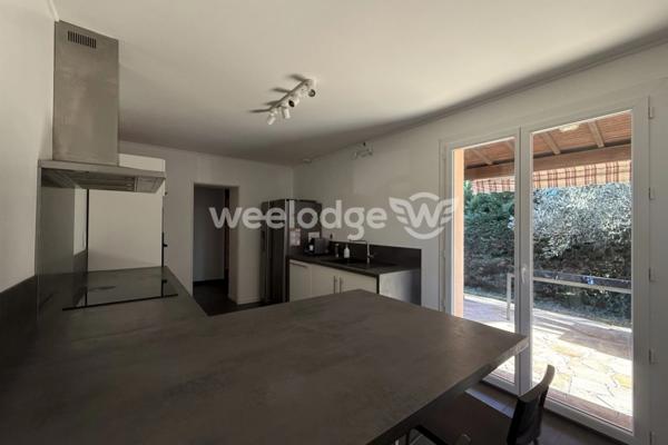 Maison à vendre 6 pièces de 147 m² à Pechbonnieu