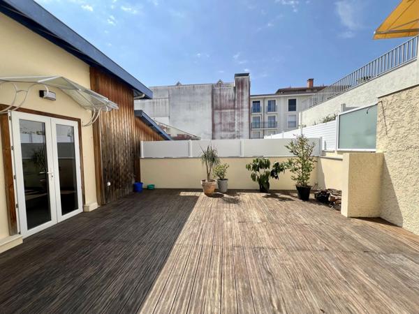 Appartement T3 rénové avec terrasse Arcachon Hyper Centre