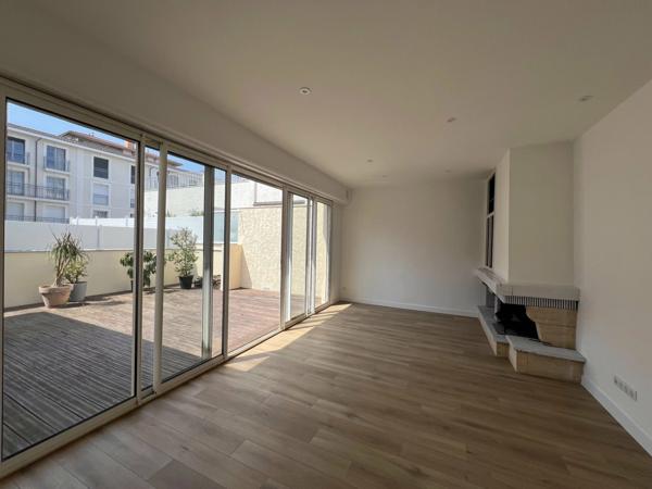 Appartement T3 rénové avec terrasse Arcachon Hyper Centre