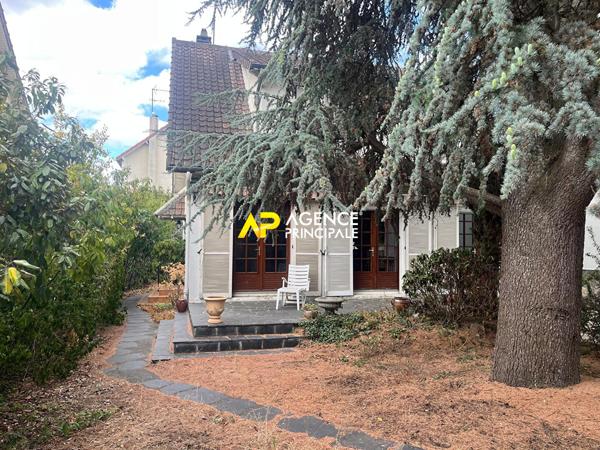 Montesson - La Borde - Maison 5 pièces 110.20 m2 549 150 € **  - Référence  9603