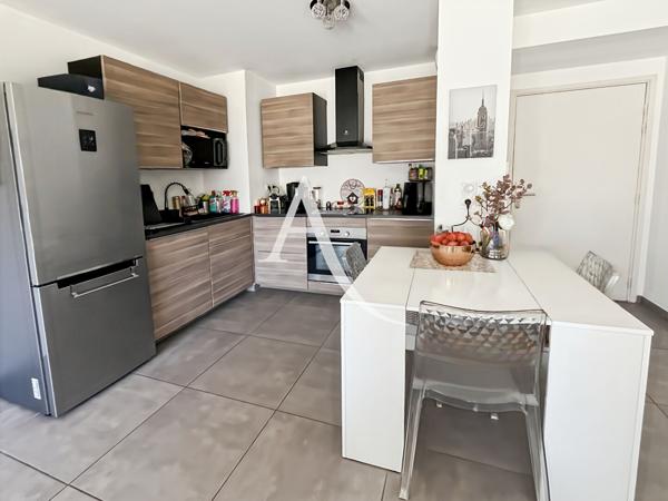 A vendre Appartement type 2 de 42 m2 13013 à Marseille avec terrasse et place de parking