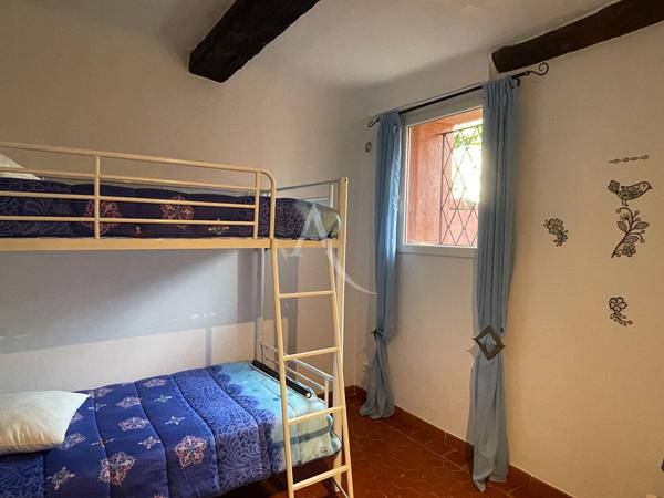 APPARTEMENT DE CHARME À QUINSON 67M2