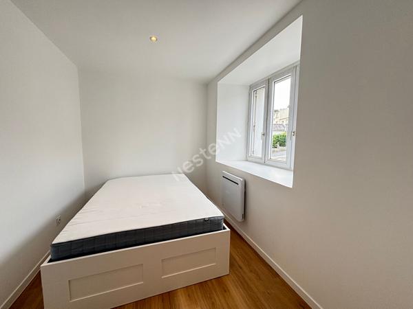 A LOUER appartement meublé de type 2 entièrement refait à neuf  secteur Saint Pierre - 45m²