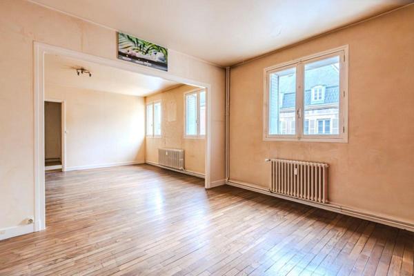 Appartement 4 pièces centre ville Vouziers 83 m2