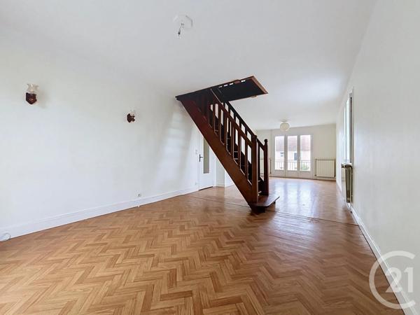 Maison à vendre  6 pièces - 120 m 2   ST POURCAIN SUR SIOULE  - 03