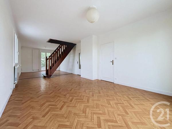 Maison à vendre  6 pièces - 120 m 2   ST POURCAIN SUR SIOULE  - 03