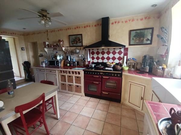 fermette plain pied 1.6 ha de terrain