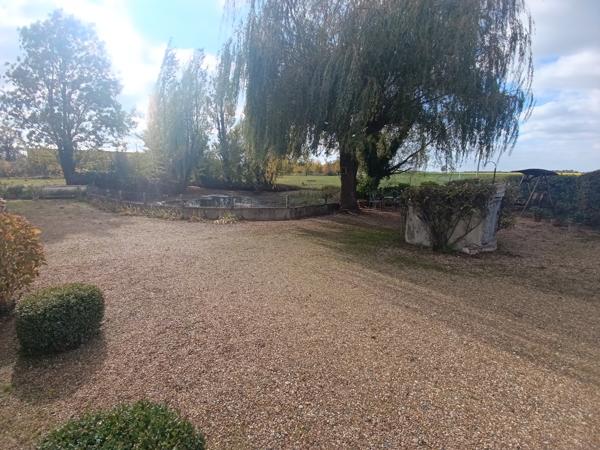 fermette plain pied 1.6 ha de terrain