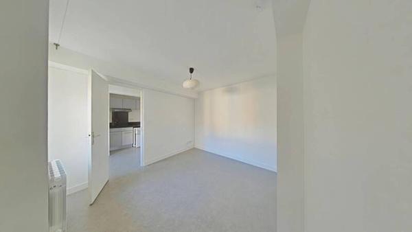 Appartement 1 pièce                                        - 42000 Saint-Étienne Réf : 12370