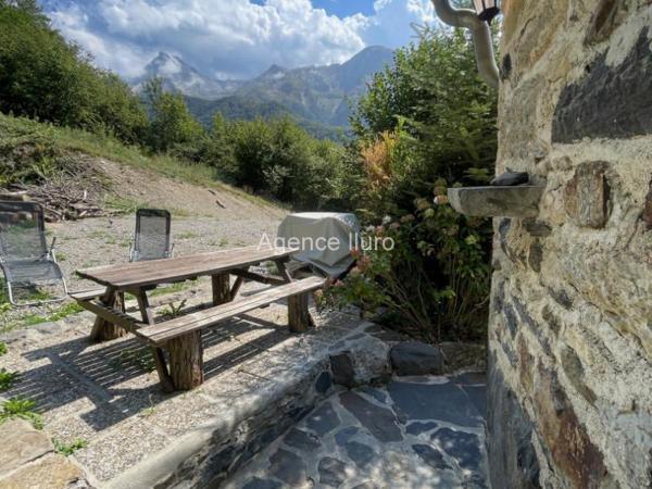 Grange - Vallee d'ossau - Réf.:205445 EXCLUSIVITE - GRANGE RENOVEE - BELLE VUE - 8019 M² DE TERRAIN -