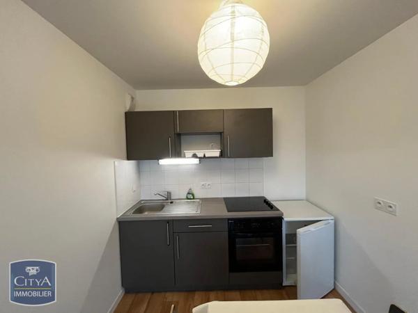 Appartement à louer 2 pièces 39.35m² Tours (37100)