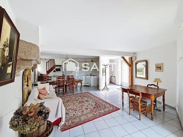 CHARME ET CACHET POUR CETTE MAISON EN PIERRE