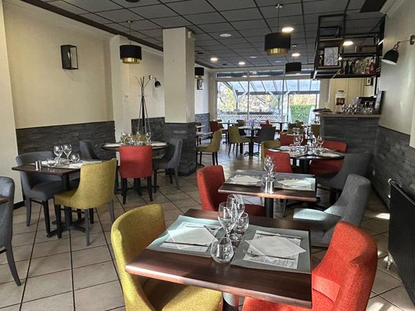 Fonds de commerce L Hay Les Roses 105 m2