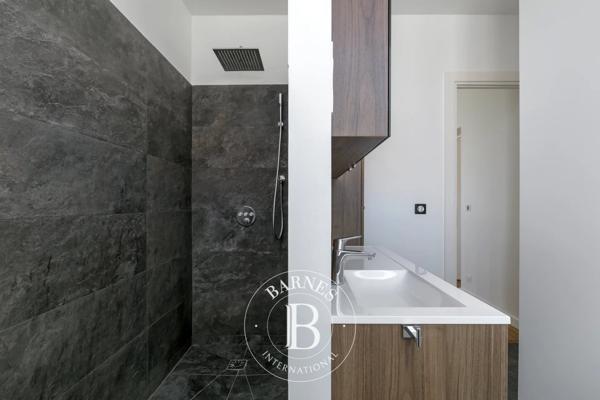 Asnières-sur-Seine, Maison 6 Chambres -  232 m² à vendre