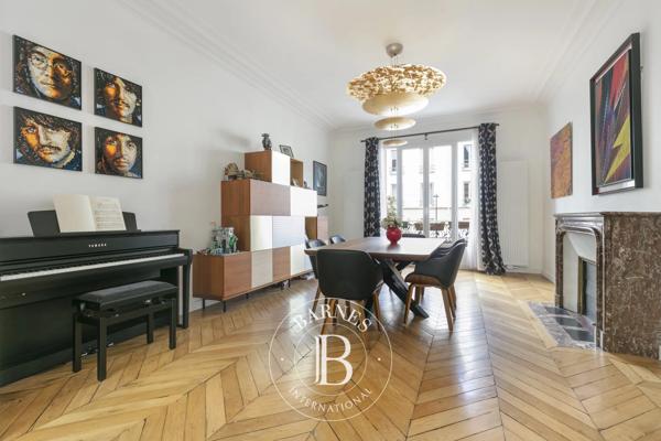 Asnières-sur-Seine, Maison 6 Chambres -  232 m² à vendre