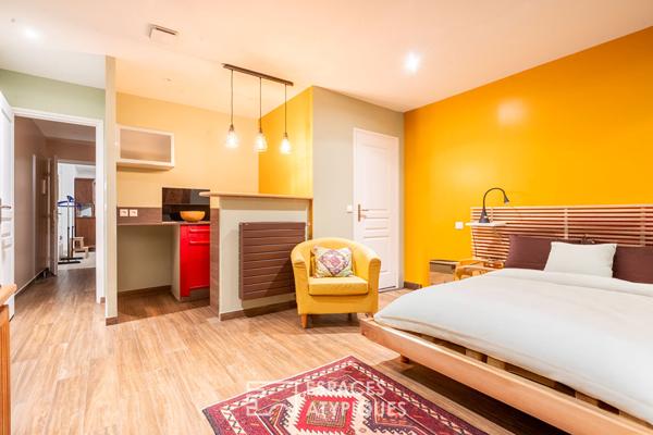 Maison d’architecte avec jardin, en lisière de forêt