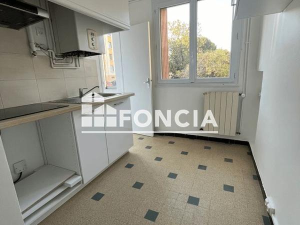 Location Appartement 3 pièces 52.6 m² - AVENUE HENRI MAURIAT Aix En Provence 13100
