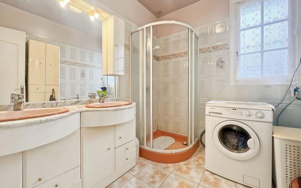 Maison à vendre    3 pièces • 98 m2 Lisle