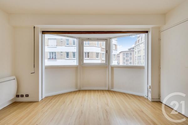 Appartement F1 à vendre  1 pièce - 25,63 m 2   PARIS  - 75015