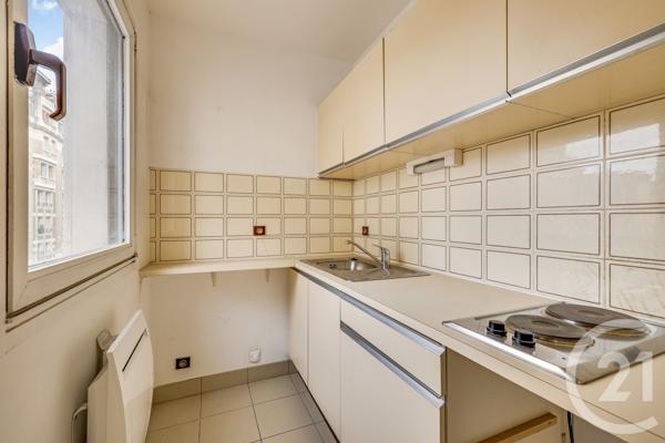 Appartement F1 à vendre  1 pièce - 25,63 m 2   PARIS  - 75015