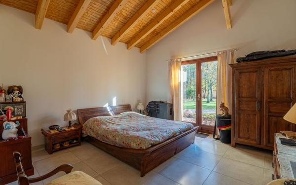 Maison à vendre    6 pièces •  Biscarrosse