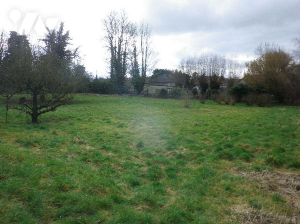 Maison individuelle située à MOISLAINS sur un terrain de 3.760 m²