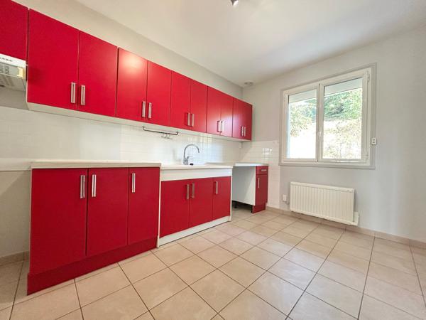 Maison 4 pièce(s) 3 chambre(s) 90 m²