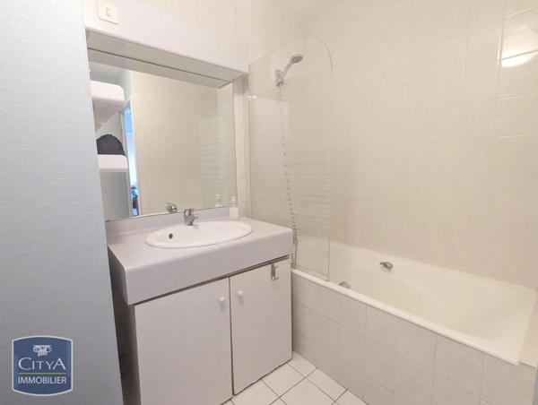 Appartement à louer 2 pièces 43.22m² Le Mans (72000)