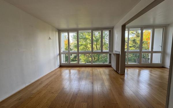 Appartement à vendre    4 pièces • 77 m2 Chelles