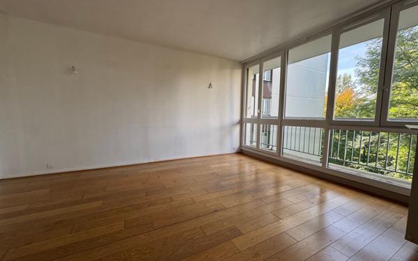 Appartement à vendre    4 pièces • 77 m2 Chelles