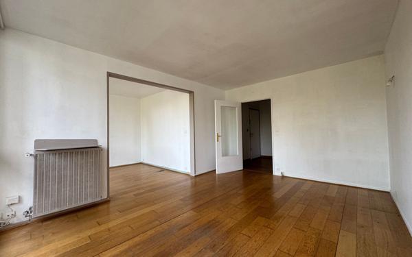 Appartement à vendre    4 pièces • 77 m2 Chelles