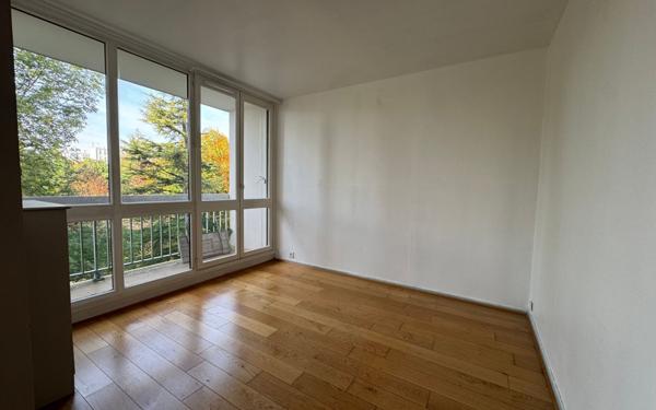 Appartement à vendre    4 pièces • 77 m2 Chelles