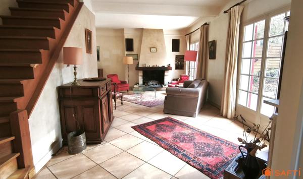 Une maison à part - à l'écart des regards