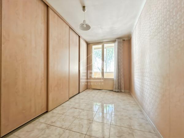 Appartement 3 pièces 83 m2 Pont de vivaux 13010