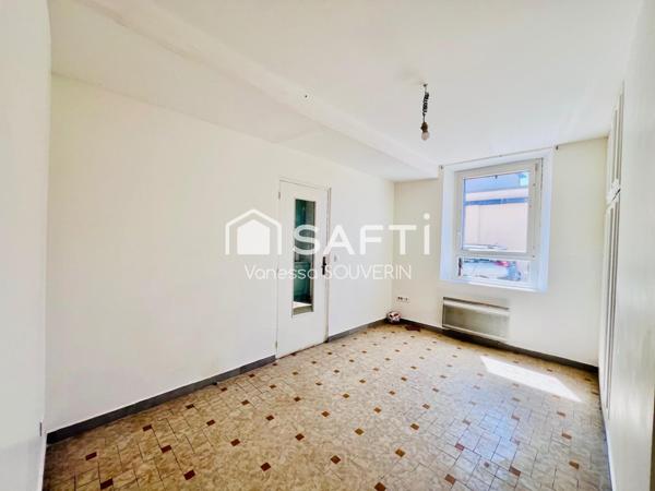 MAISON DIVISEE EN 2 LOGEMENTS AVEC JARDIN ET POTENTIEL A TRAINEL