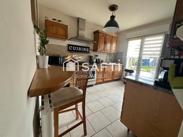 Rareté pour ce bijou de plain pied avec ses 3 chambres habitable de suite